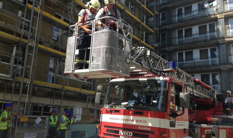 FIREFIGHTERS HAD A FIRE DRILL AT HLOUBĚTÍN LODGING HOUSE