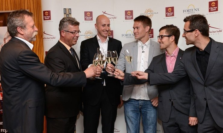 AC SPARTA PRAHA OPĚT S HOTELY CLARION!